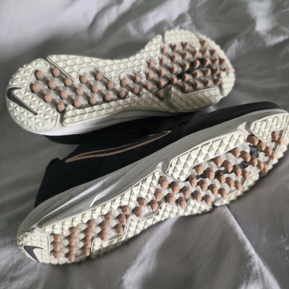 Nike womens softball turf cleat size 7 - Picture 3 of 5